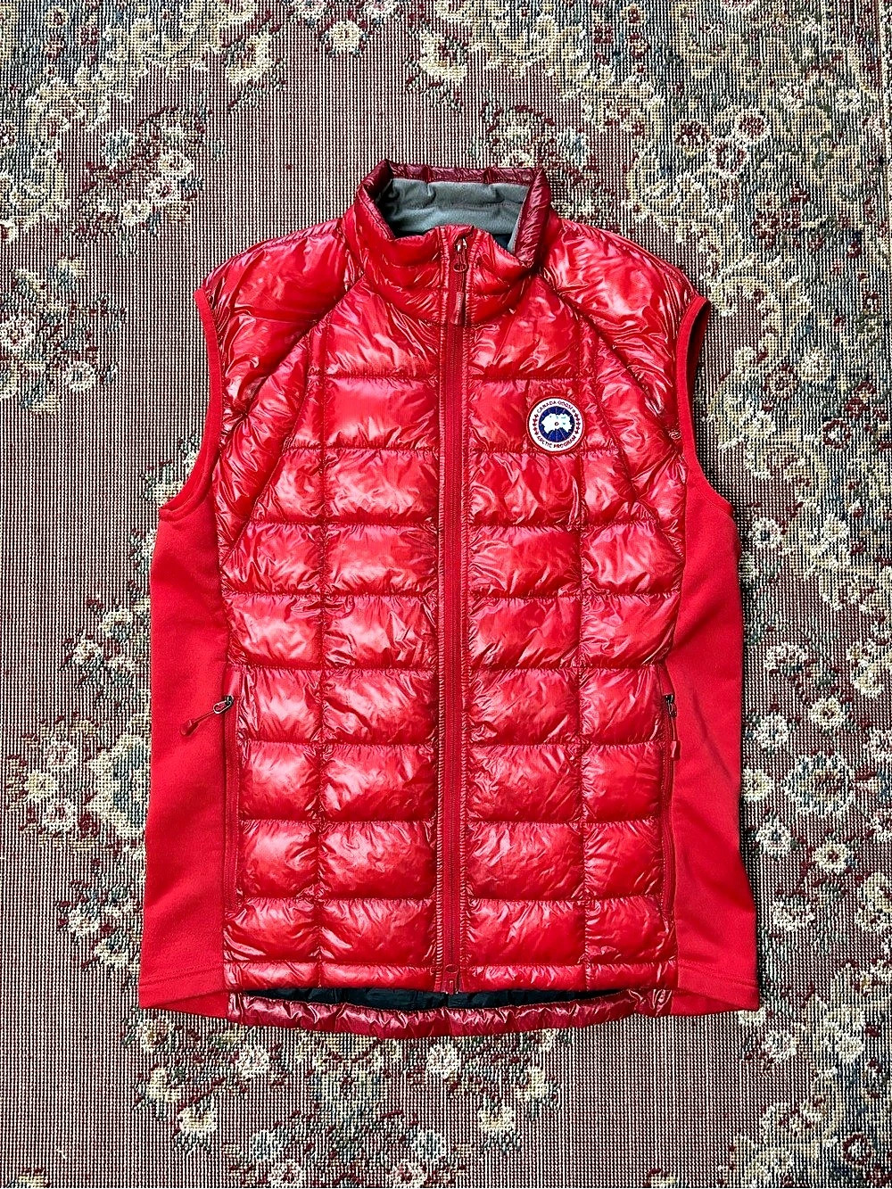 Canada Goose HyBridge Lite Vest Quilted Puffer Vest in Red Size Large